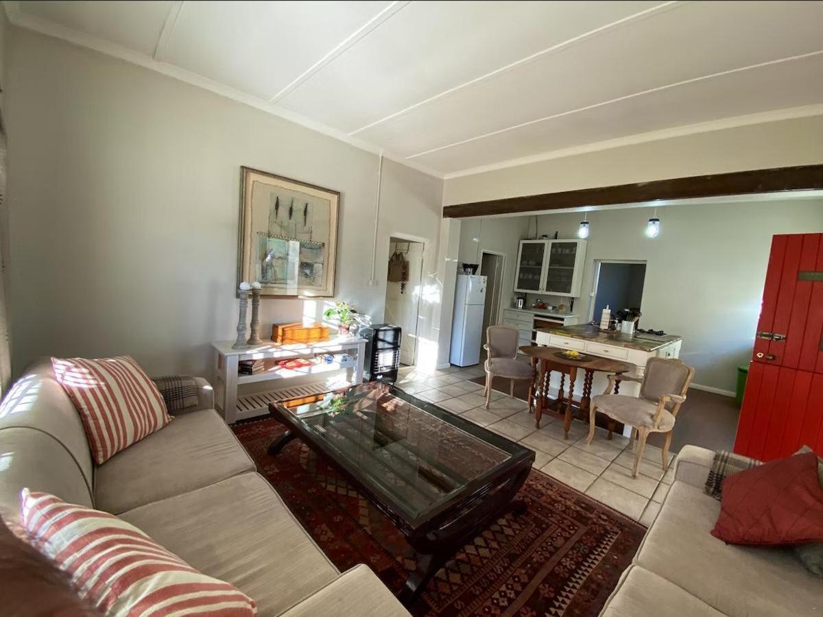 Olive And Vine Farm Cottage ฟรันเชิค ห้อง รูปภาพ